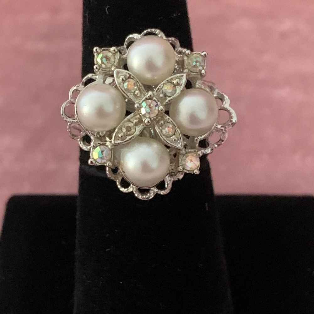Sarah Coventry Silver-Tone Faux Pearl Cluster Ring - White